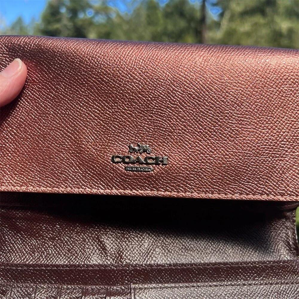 VINTAGE COACH Metallic Burgundy Crossgrain Leather Trifold Wallet AUTHENTIC